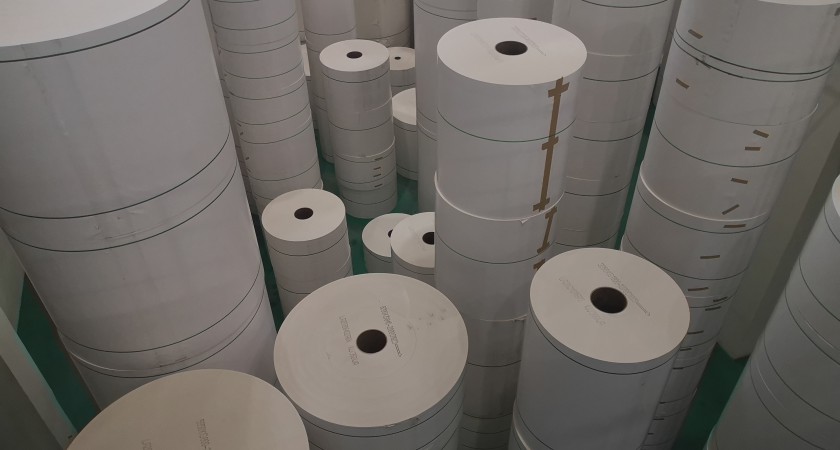 哪些行業(yè)使用牛皮紙？牛皮紙的生產(chǎn)技術(shù)有哪些流程？